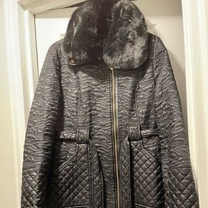 VIA SPIGA Belted Wave Stitched Quilted Coat